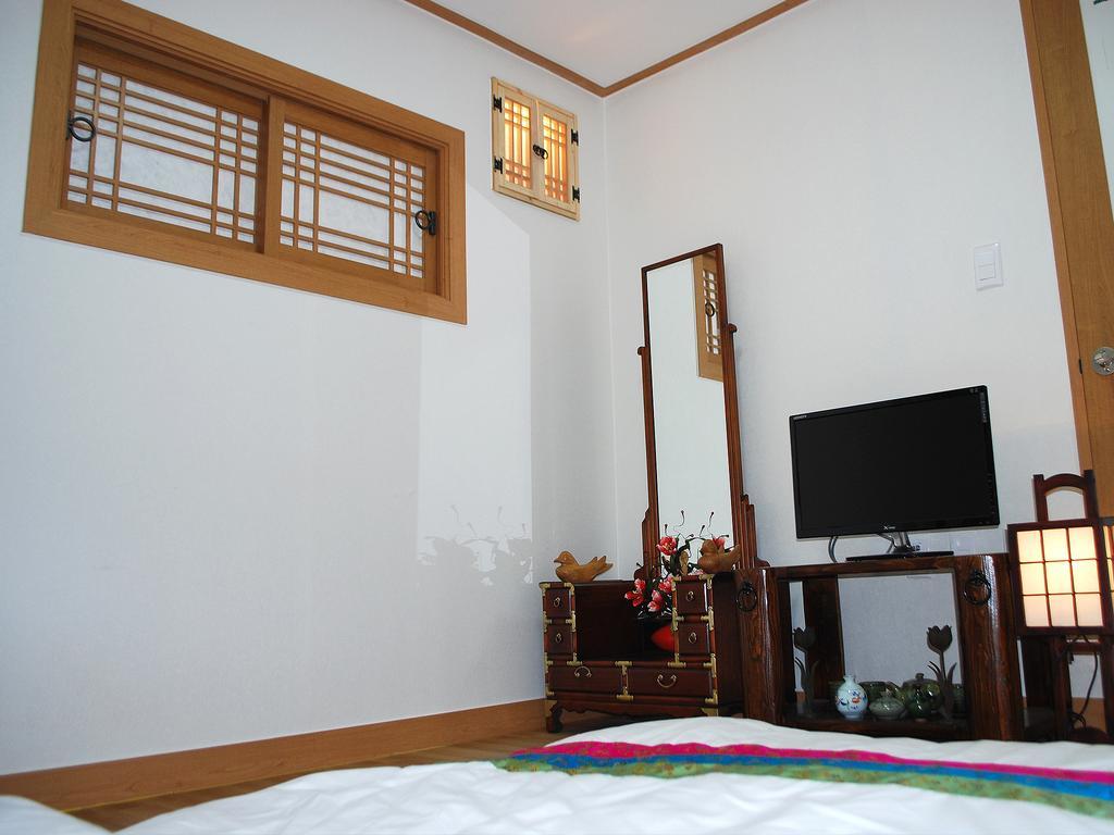 Mago Guesthouse Сеул Номер фото