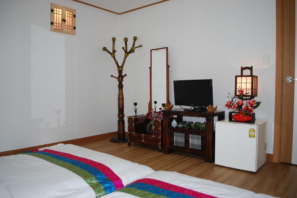 Mago Guesthouse Сеул Экстерьер фото