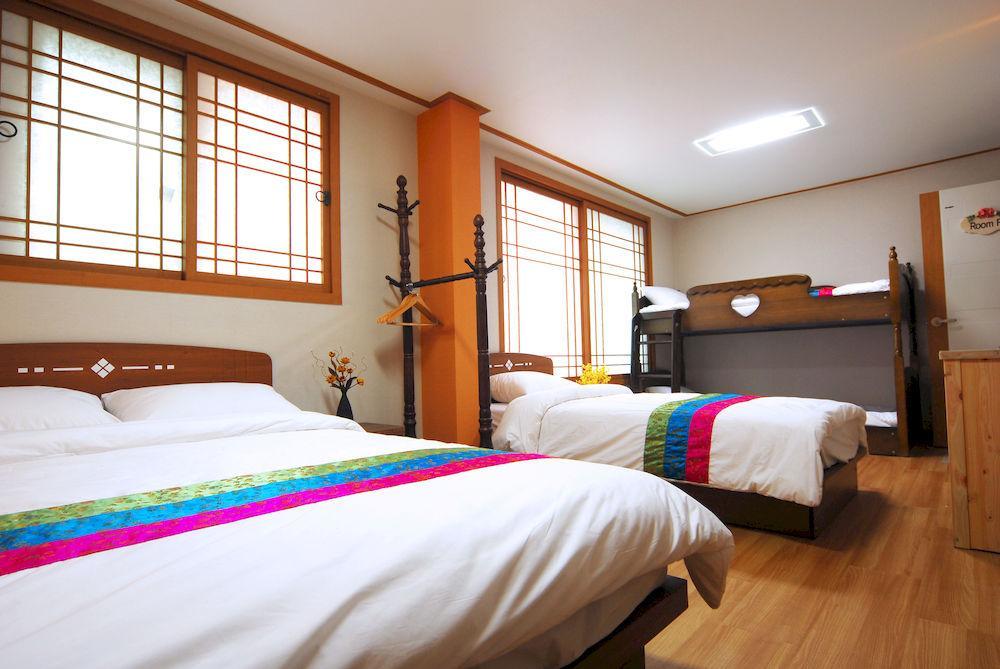 Mago Guesthouse Сеул Экстерьер фото