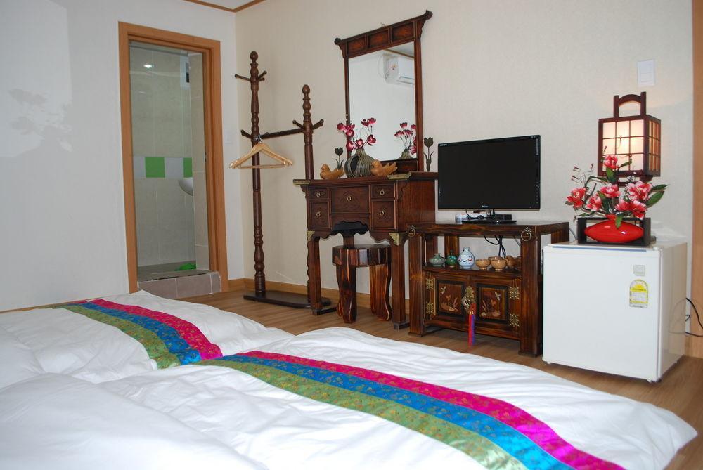 Mago Guesthouse Сеул Экстерьер фото