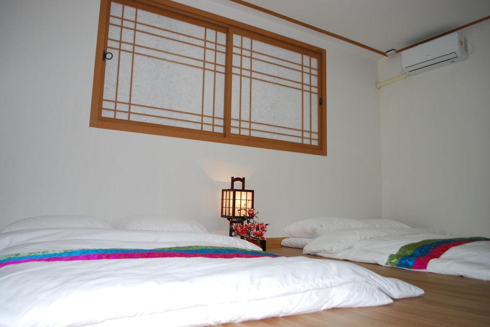 Mago Guesthouse Сеул Экстерьер фото
